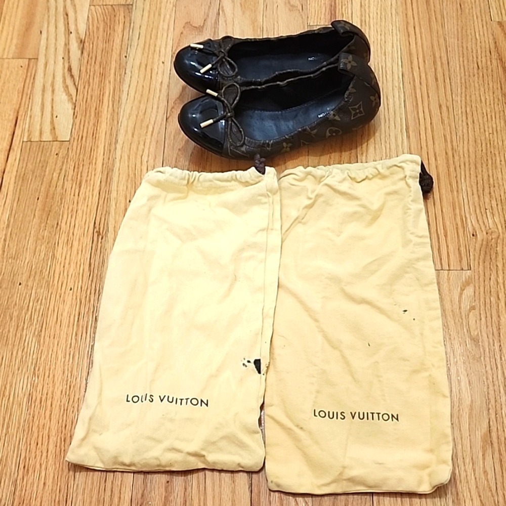 Louis Vuitton Brown and Black Flats & Loafers - Picture 9 of 13